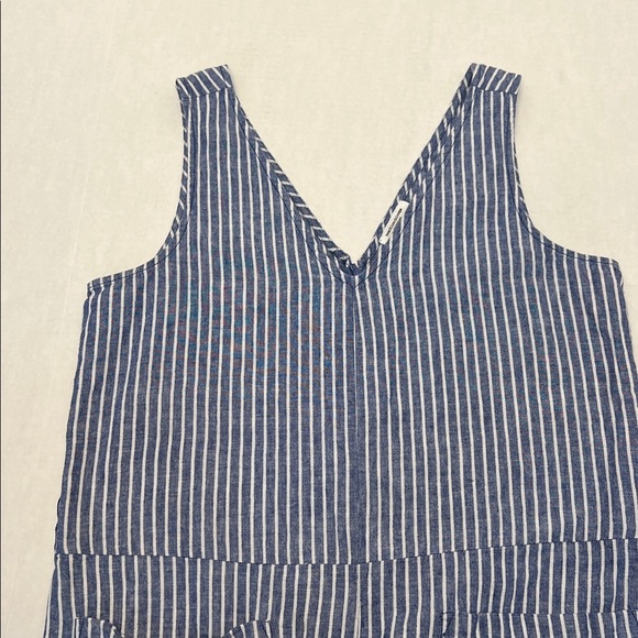 BEACH LUNCH LOUNGE LINEN BLUE & WHITE JUMPSUIT LARGE - Picture 5 of 16